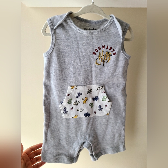 🧡🧡🧡4 for $20🧡🧡🧡Harry Potter romper⚡️🩶 - Picture 4 of 5